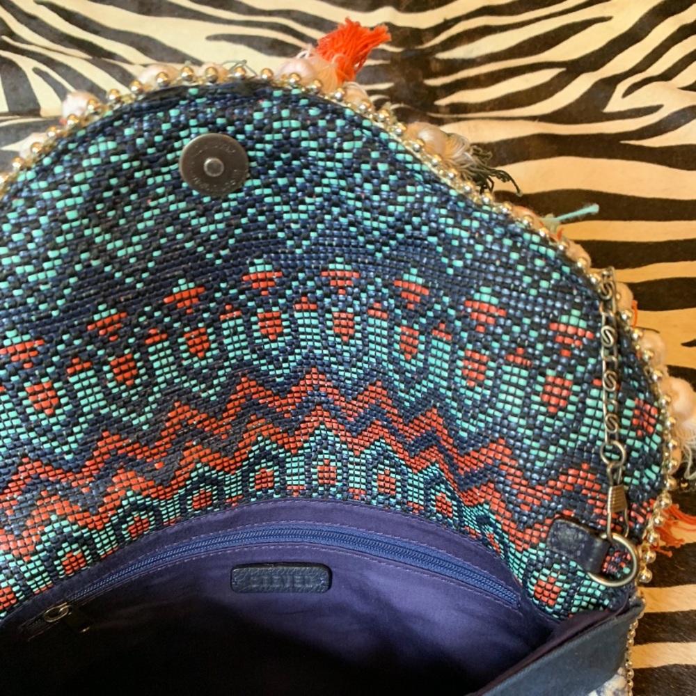 NWT Tasseled Steve Madden Clutch! - Picture 4 of 4